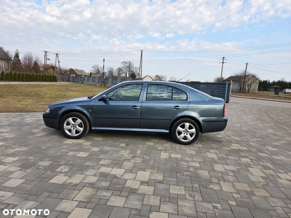 Skoda Octavia 1.8 T Elegance - 10