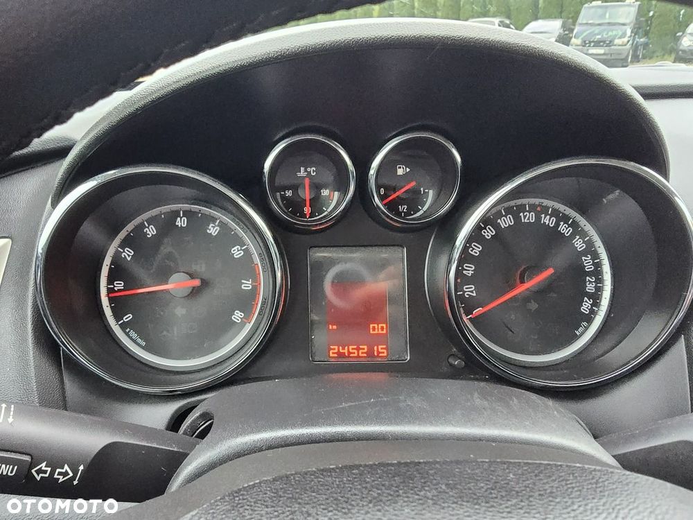 Opel Astra - 28
