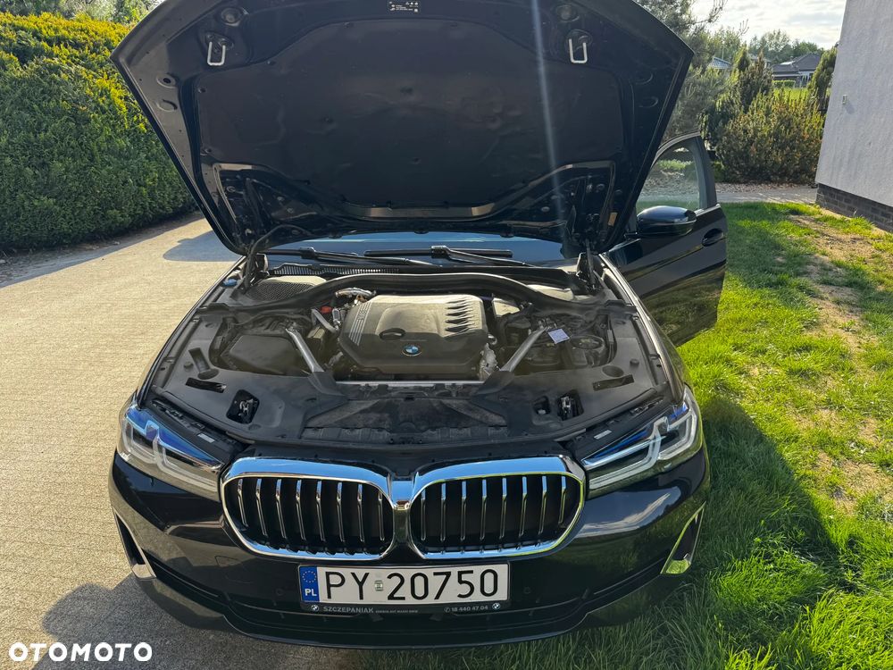 BMW Seria 5 530d mHEV Luxury Line - 17