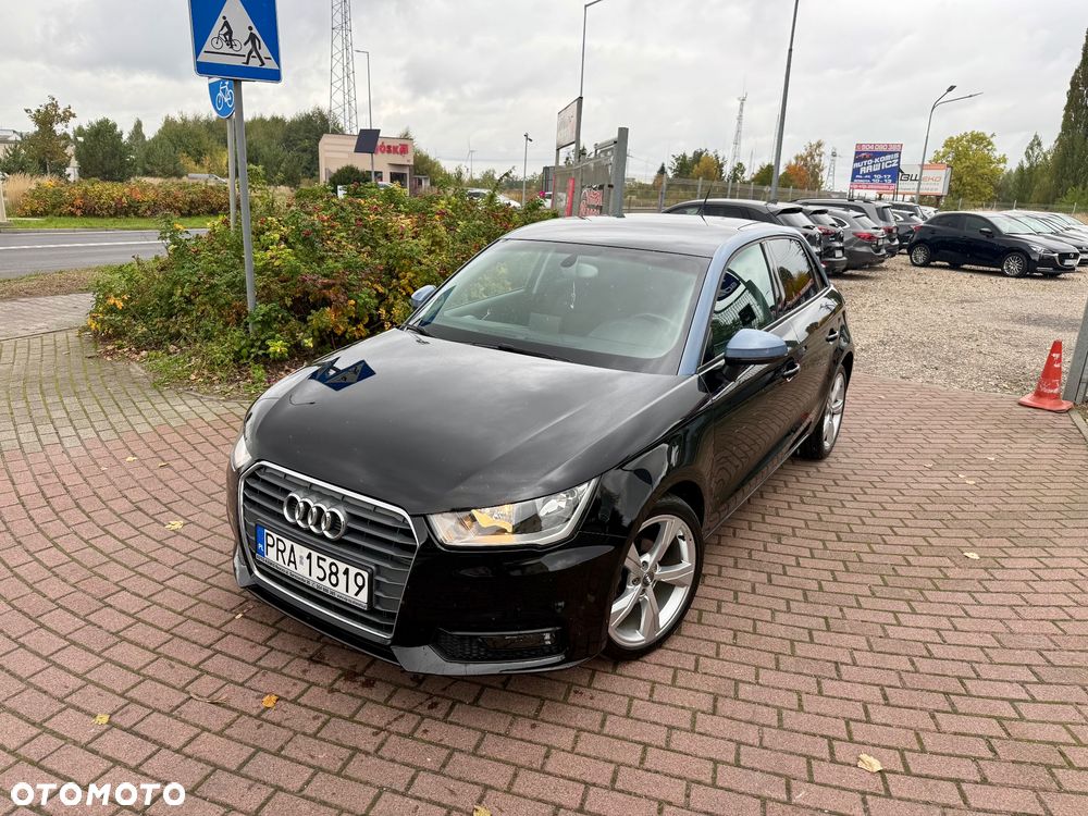 Audi A1 - 1
