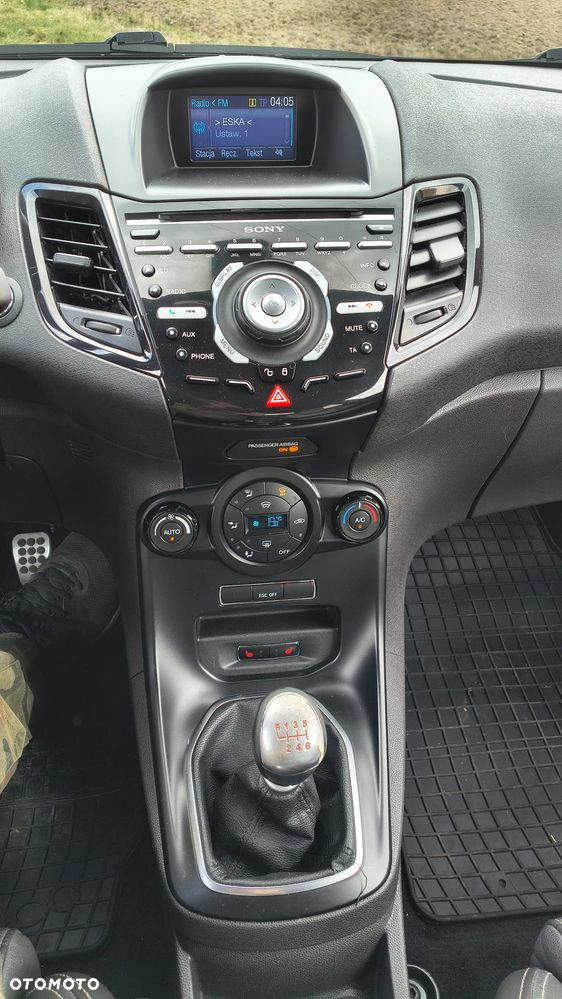 Ford Fiesta ST EU6 - 17