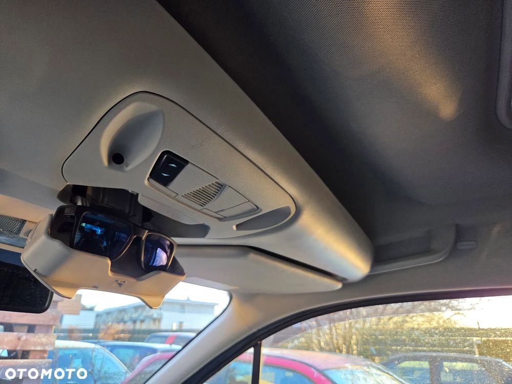 Ford Tourneo Connect Gr 1.5 TDCi Titanium PowerShift - 30