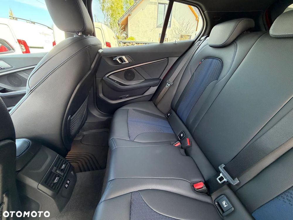 BMW Seria 1 118i M Sport - 14