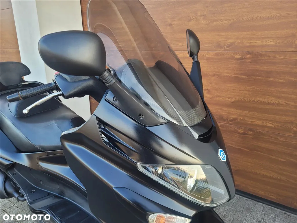 Piaggio Xevo - 3