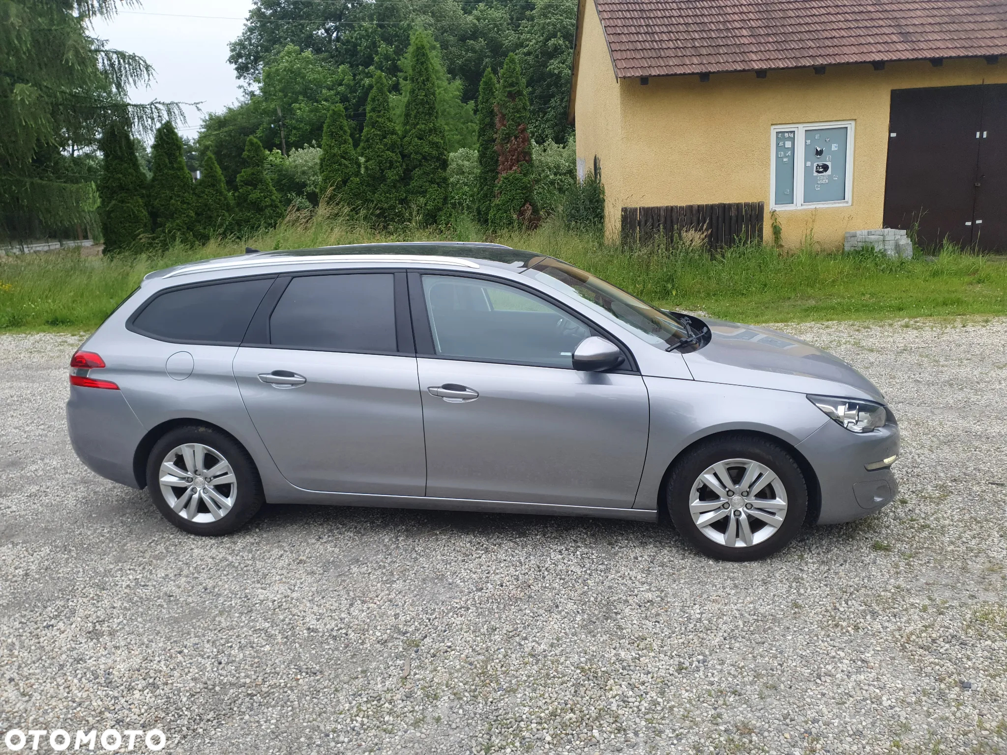 Peugeot 308 1.6 BlueHDi Allure S&S - 2