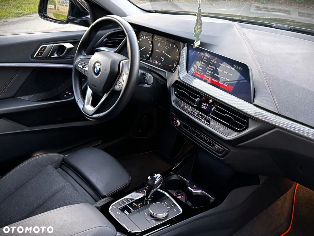 BMW Seria 1 118i Sport Line - 27