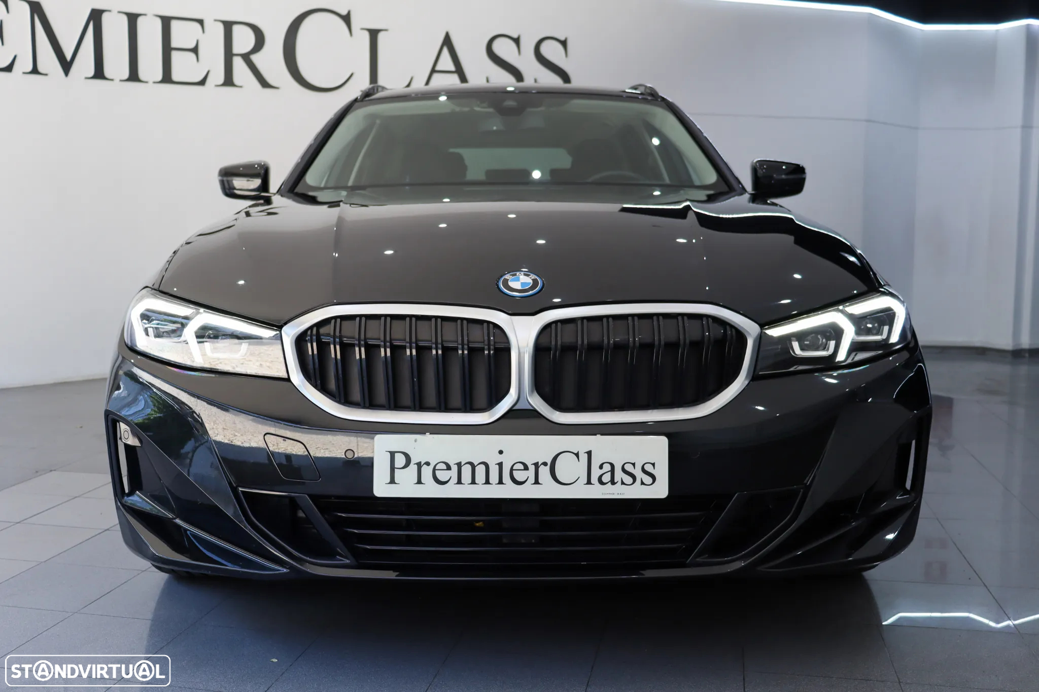 BMW 320 e Touring Auto - 4