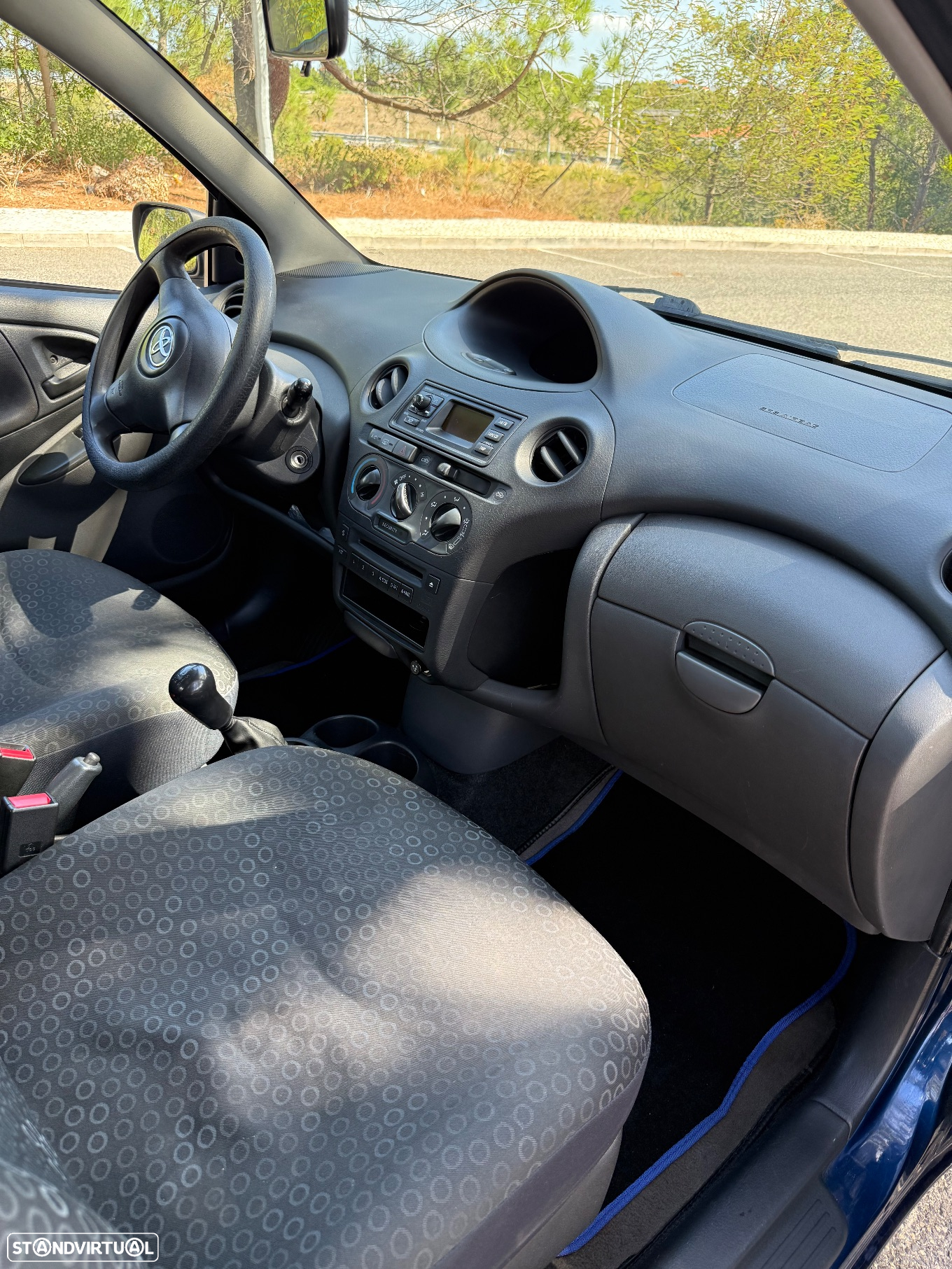 Toyota Yaris 1.0 Sol AC - 15