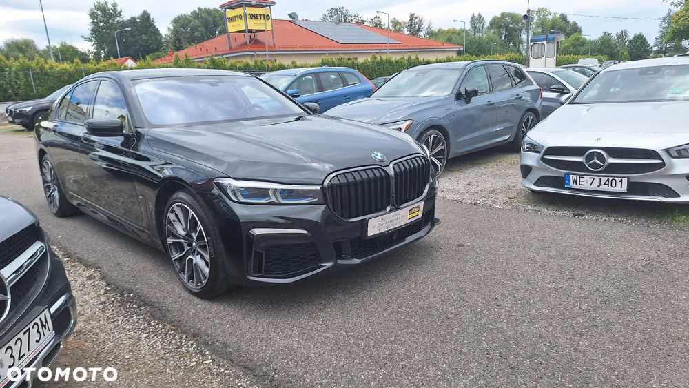 BMW Seria 7 750i xDrive - 2