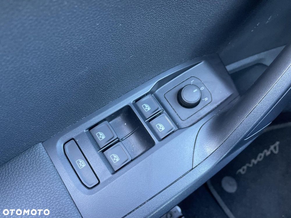 Seat Arona 1.0 TSI Style S&S DSG - 25