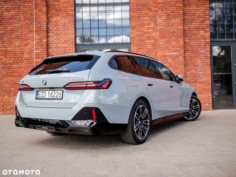 BMW Seria 5 - 17