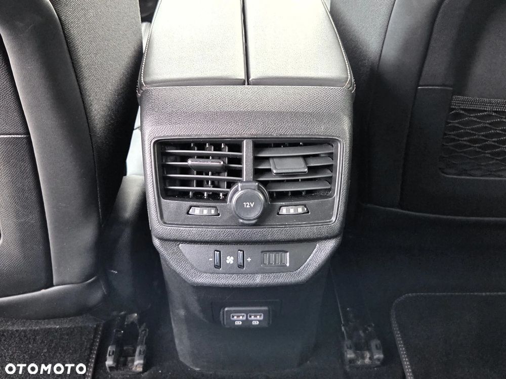 Peugeot 5008 1.5 BlueHDi GT Pack S&S EAT8 - 29
