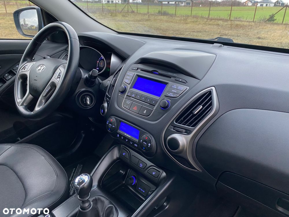 Hyundai ix35 1.7 CRDi 2WD Fifa World Cup Edition - 10