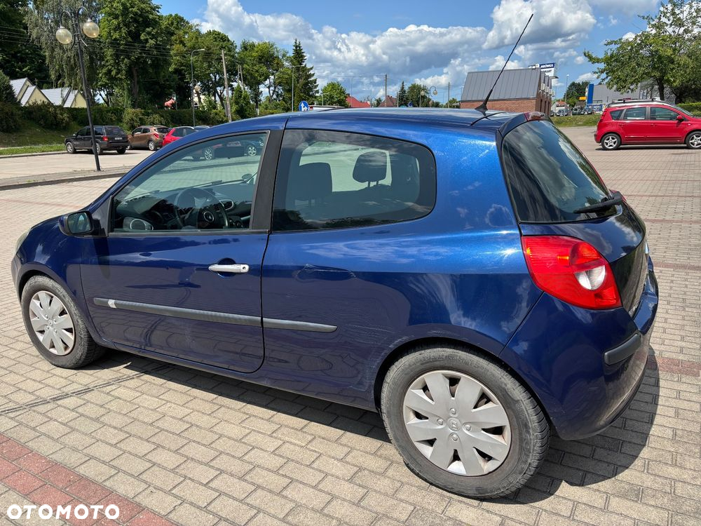 Renault Clio 1.6 16V Expression - 5