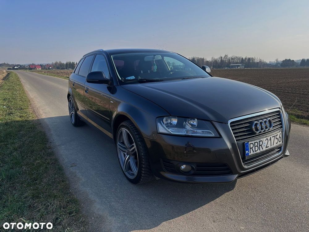 Audi A3 Sportback 2.0 TDI DPF S line Sportpaket (plus) - 1