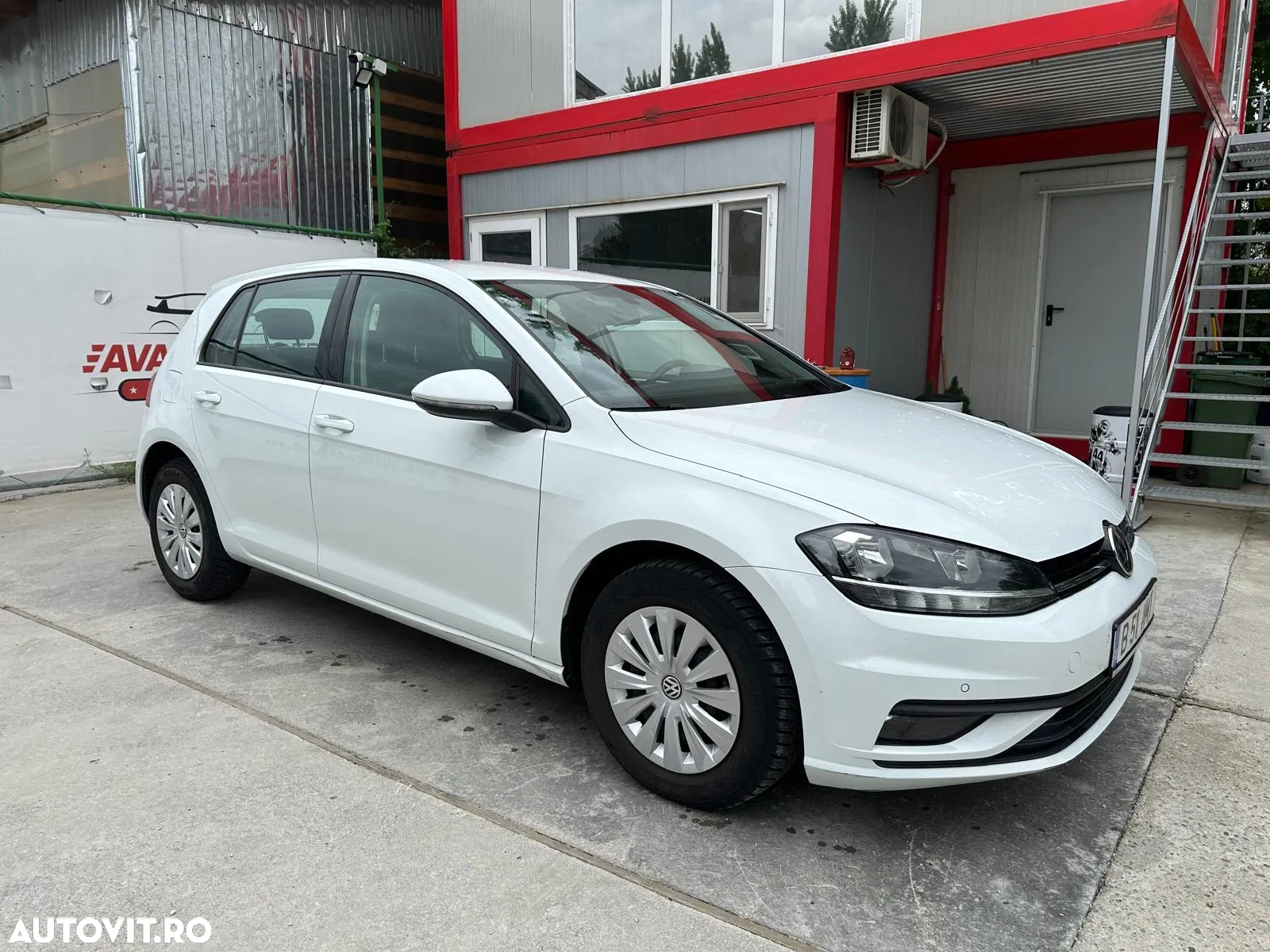 Volkswagen Golf 1.6 TDI Comfortline - 3