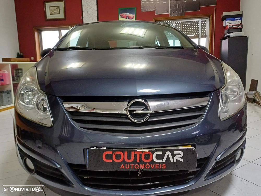 Opel Corsa 1.2 Cosmo - 4