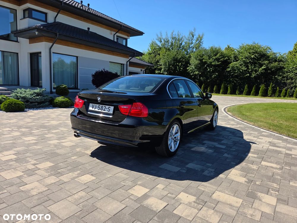BMW Seria 3 318d DPF Edition Exclusive - 15