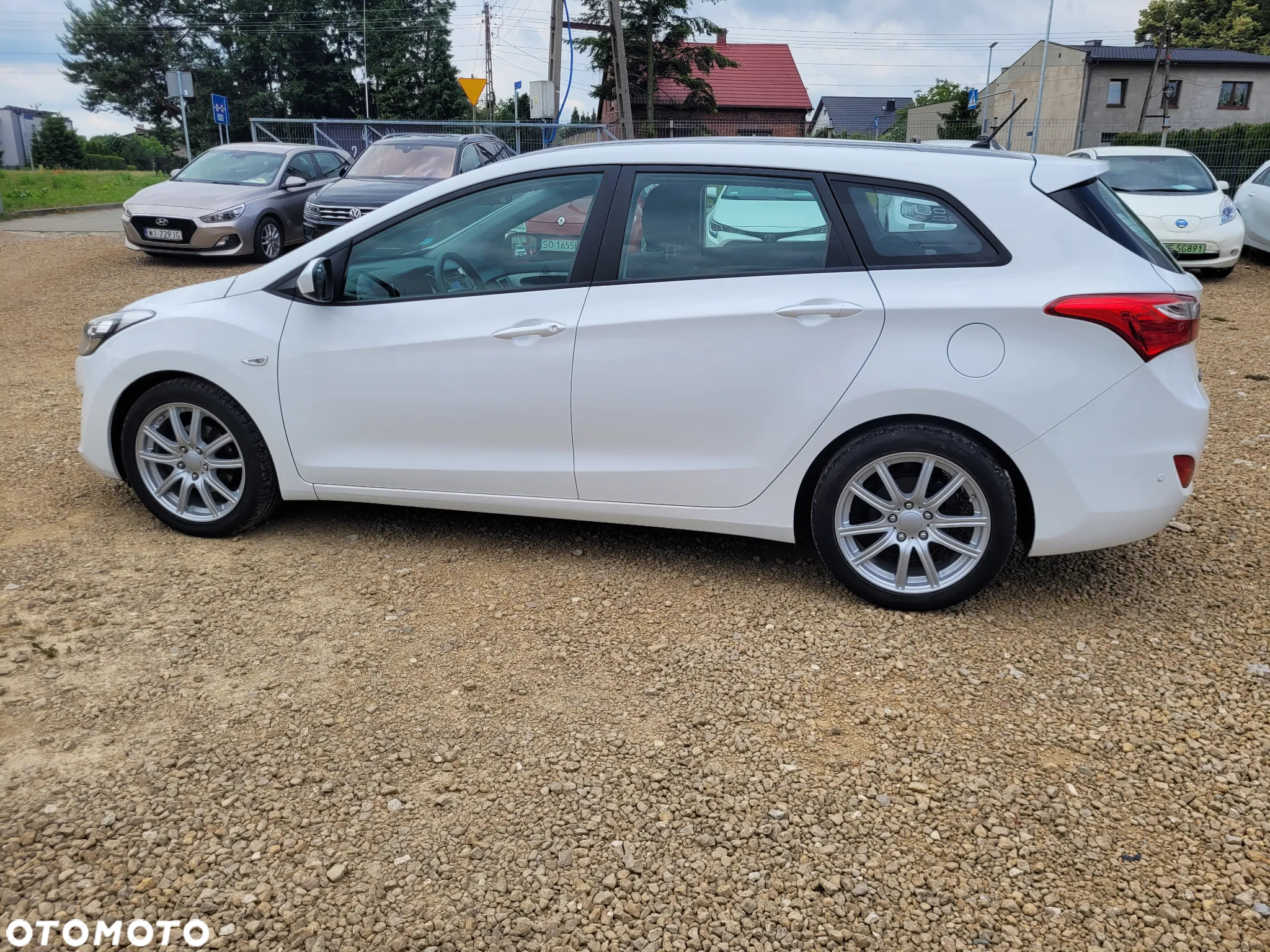 Hyundai i30 1.6 GDI Classic + - 12