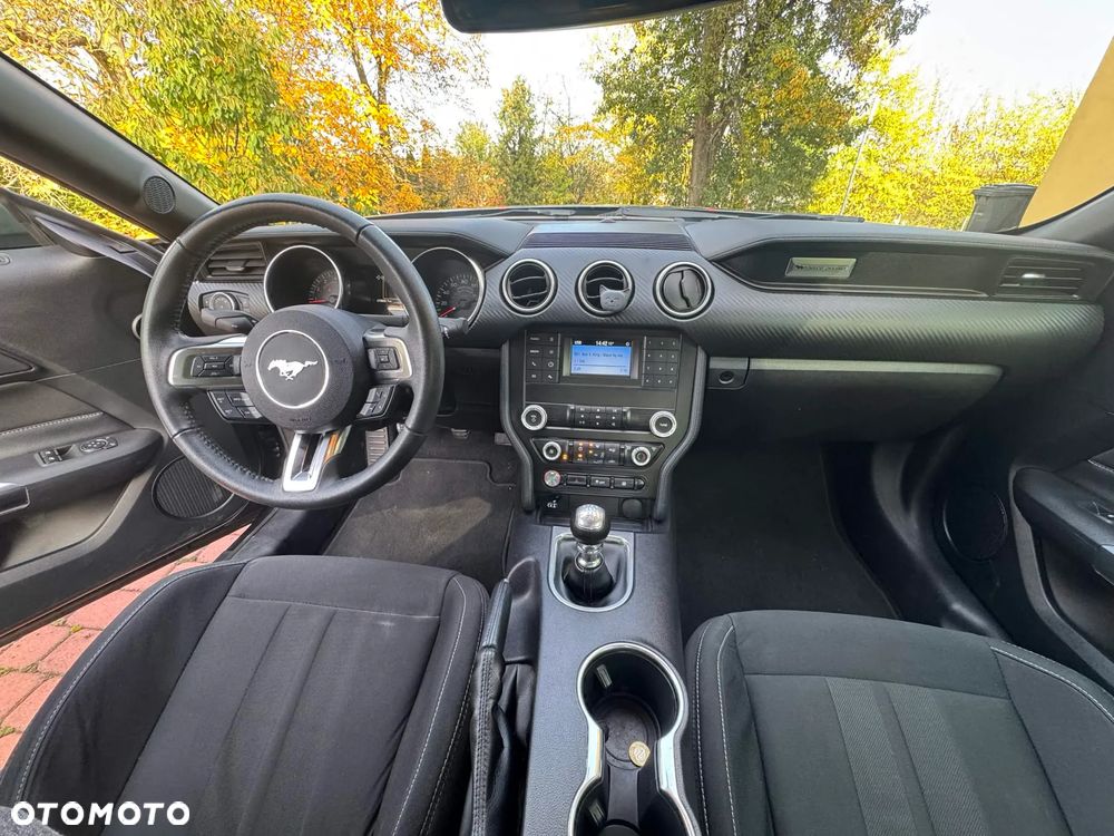 Ford Mustang 2.3 Eco Boost - 8