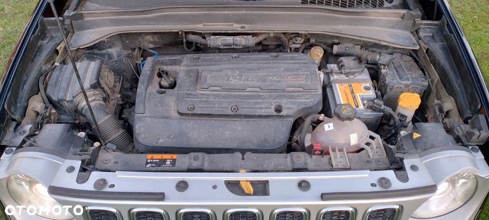 Jeep Renegade 1.4 MultiAir Limited FWD S&S - 27