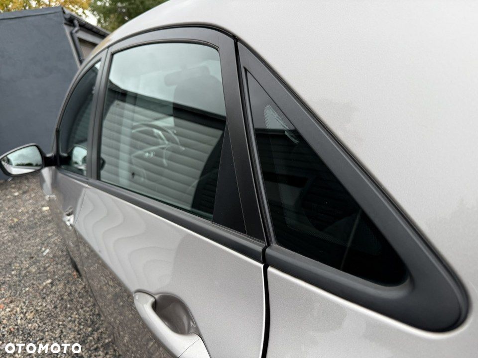 Hyundai i30 1.4 Premiere Comfort - 13