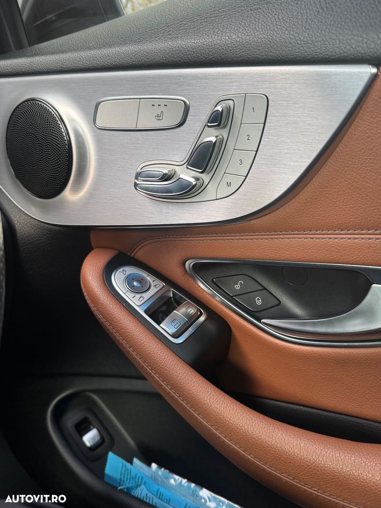 Mercedes-Benz C - 8