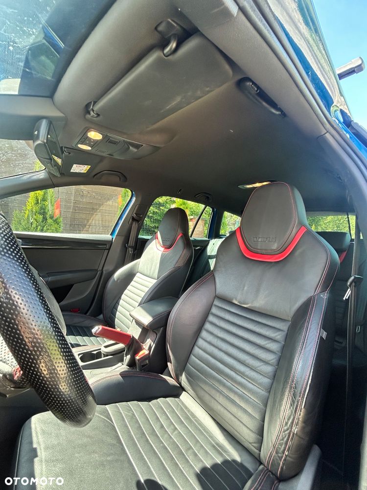 Skoda Octavia 2.0 TSI RS DSG - 22