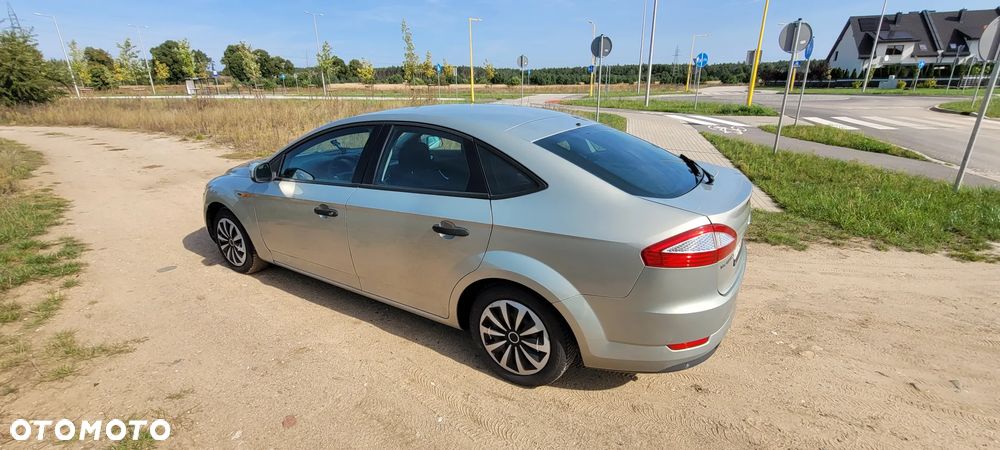 Ford Mondeo 1.6 Trend - 5