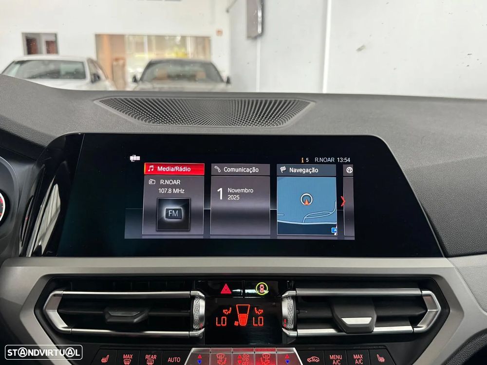 BMW 320 d Touring Pack M Auto - 28