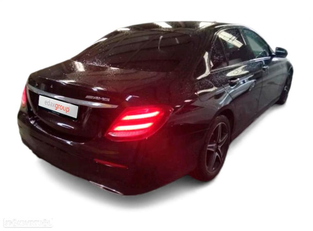 Mercedes-Benz E 220 - 2