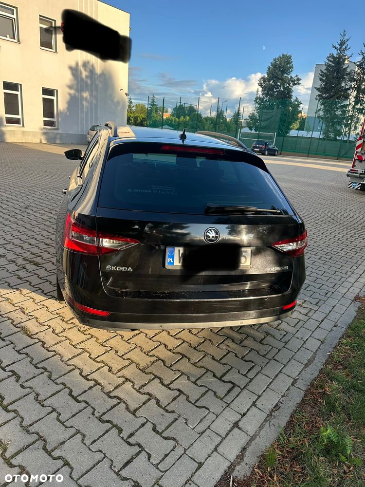 Skoda Superb 2.0 TDI Active DSG - 8