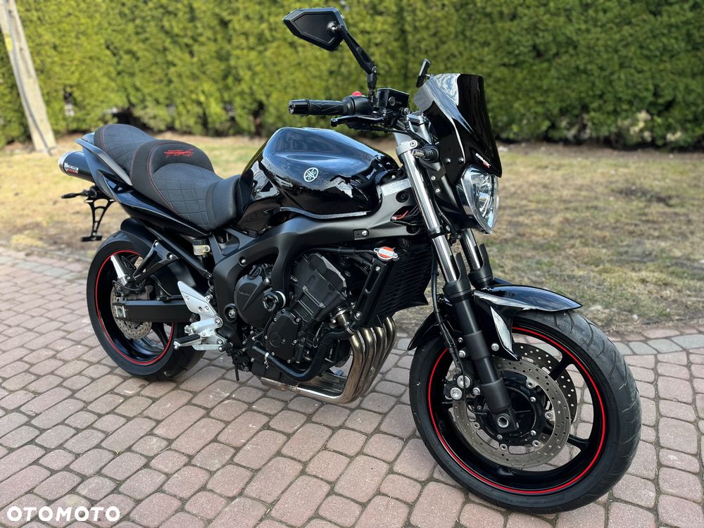 Yamaha FZ6 - 1