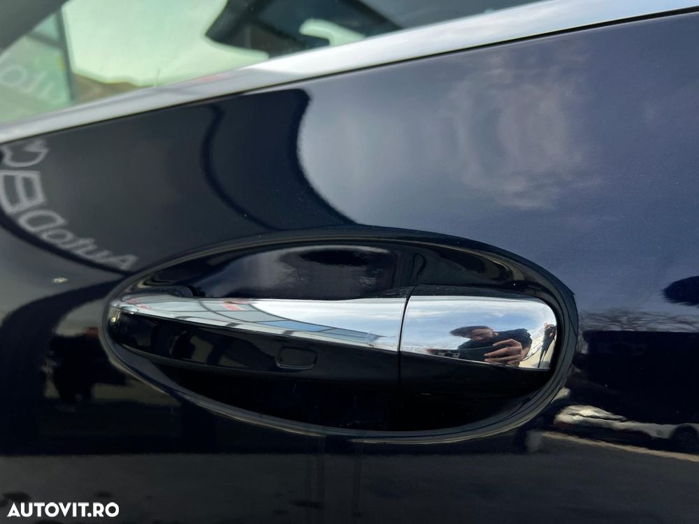 Mercedes-Benz E - 11