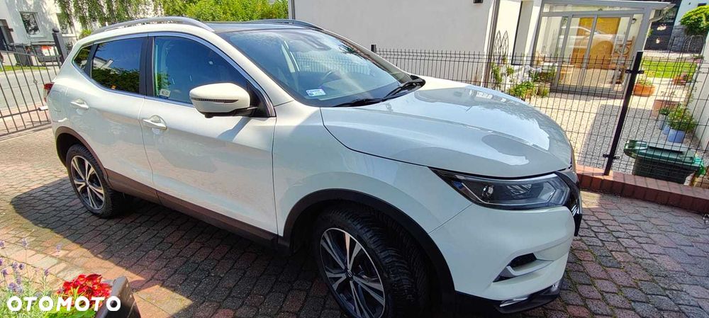 Nissan Qashqai - 2