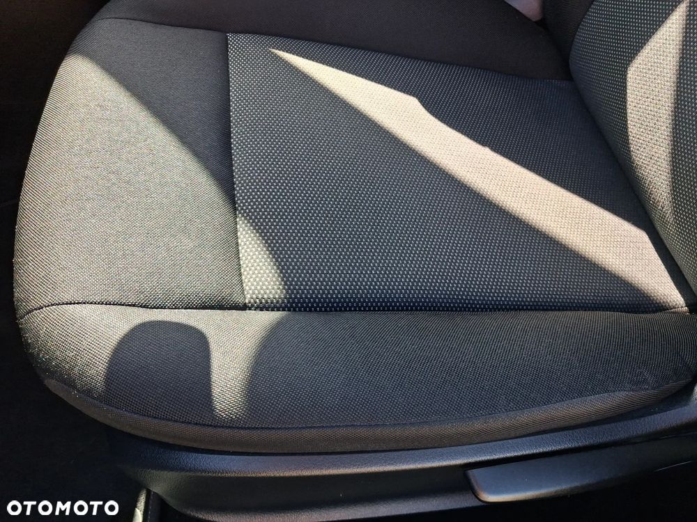 Mercedes-Benz CLA 200 d 8G-DCT Edition 2022 - 14