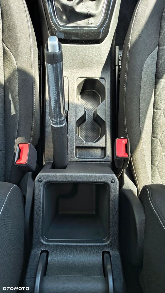 Volkswagen T-Cross - 16