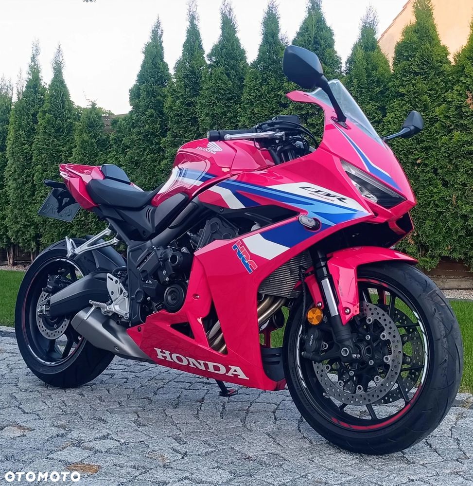 Honda CBR - 12