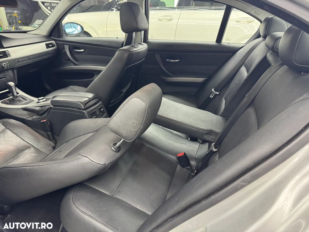BMW Seria 3 320d DPF Aut. - 16