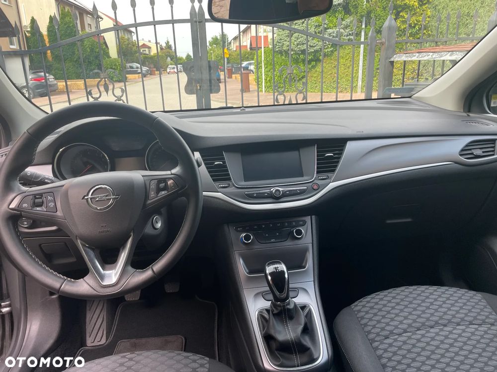 Opel Astra 1.4 T Enjoy - 8