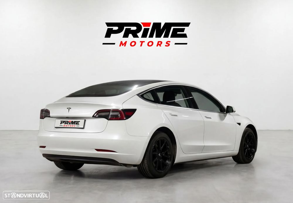 Tesla Model 3 Standard Range Plus RWD - 4