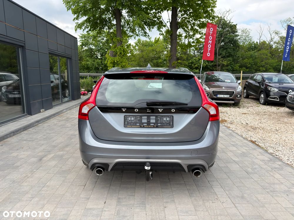 Volvo V60 D3 Drive-E R-Design Momentum - 15