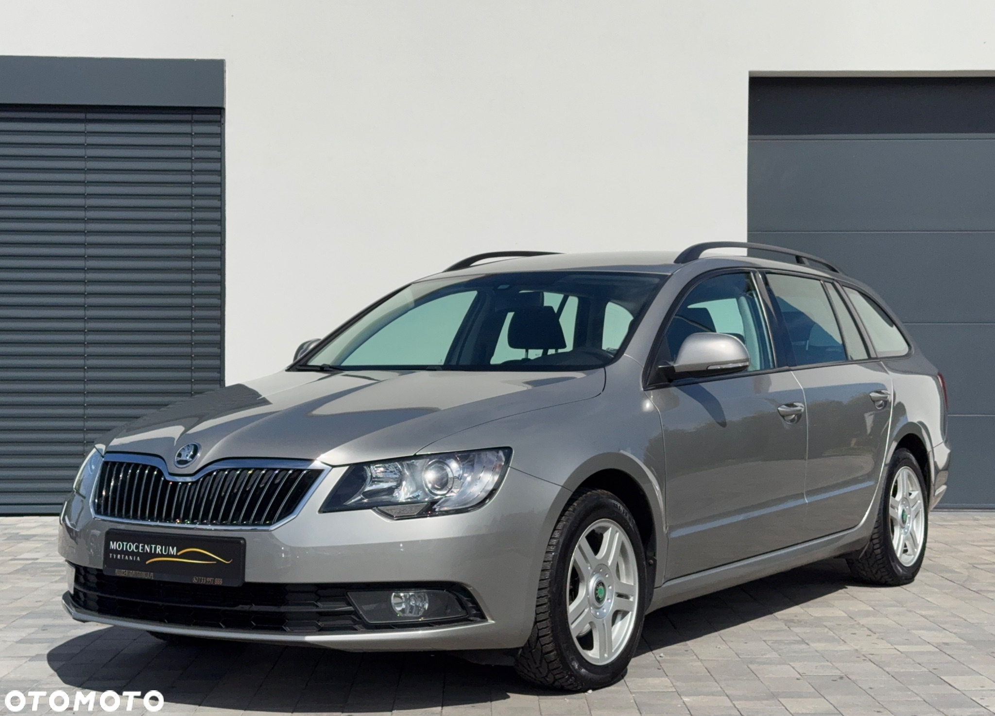 Skoda Superb 1.6 TDI Active - 2
