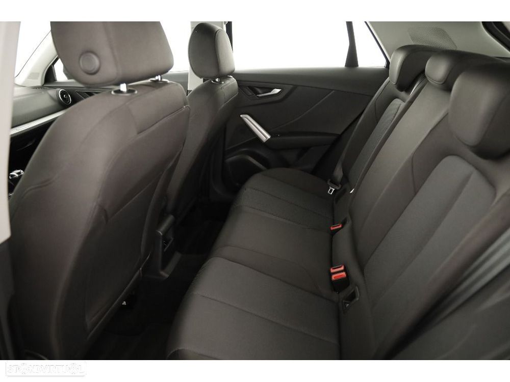 Audi Q2 30 TFSI - 21