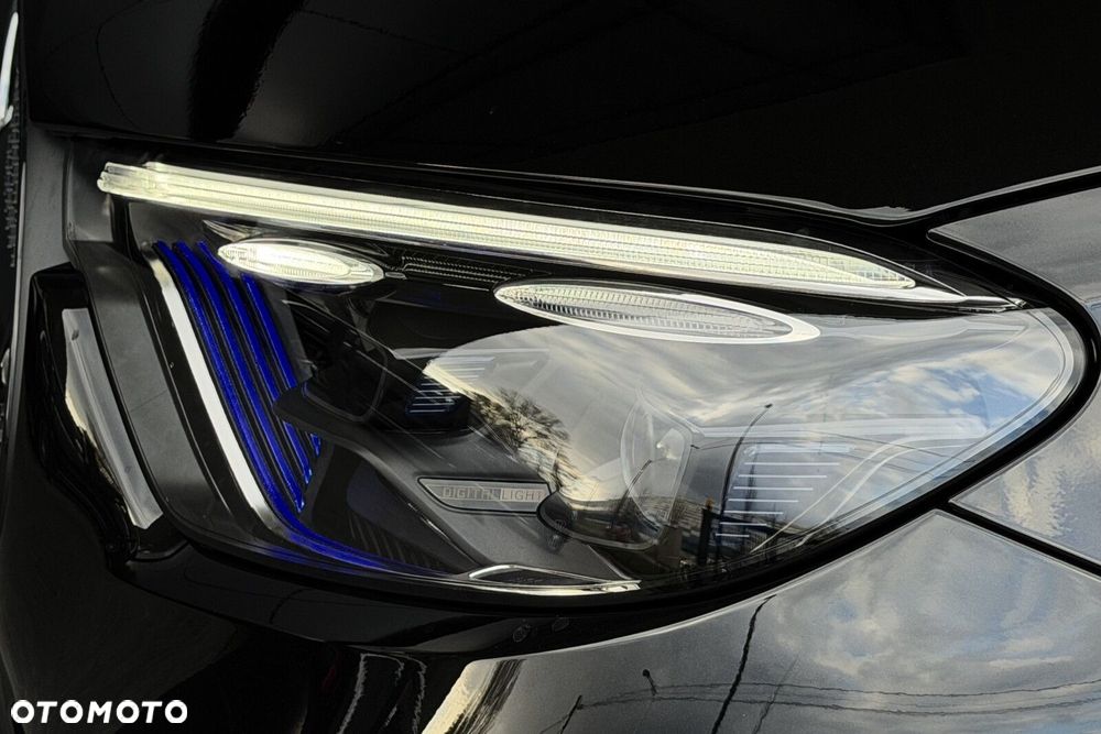 Mercedes-Benz GLC - 13