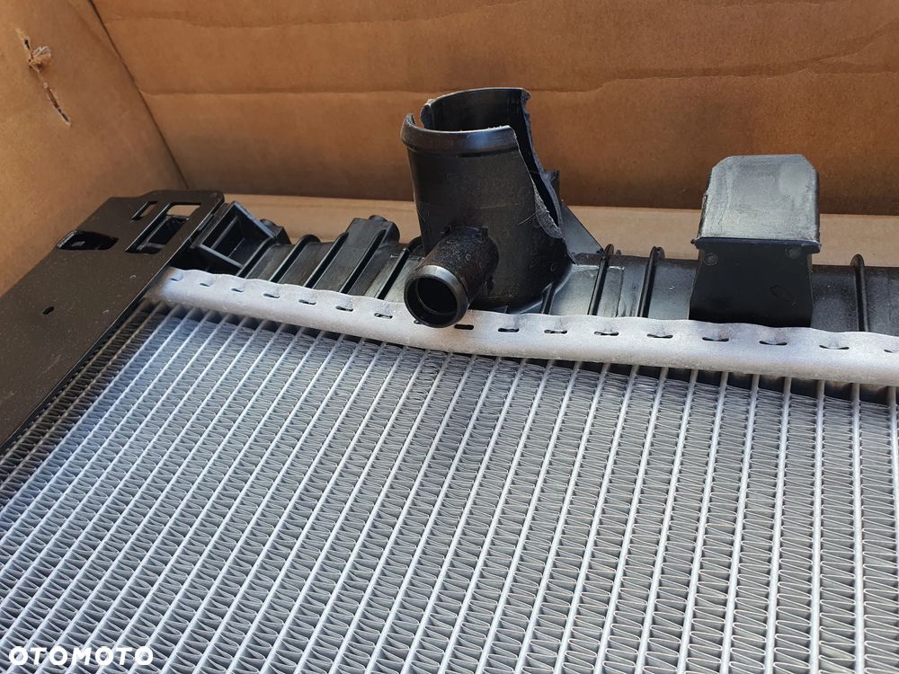 Chłodnica silnika, Mahle CR 865 000P, Mercedes Actors MP4, MP5, Antos - 3