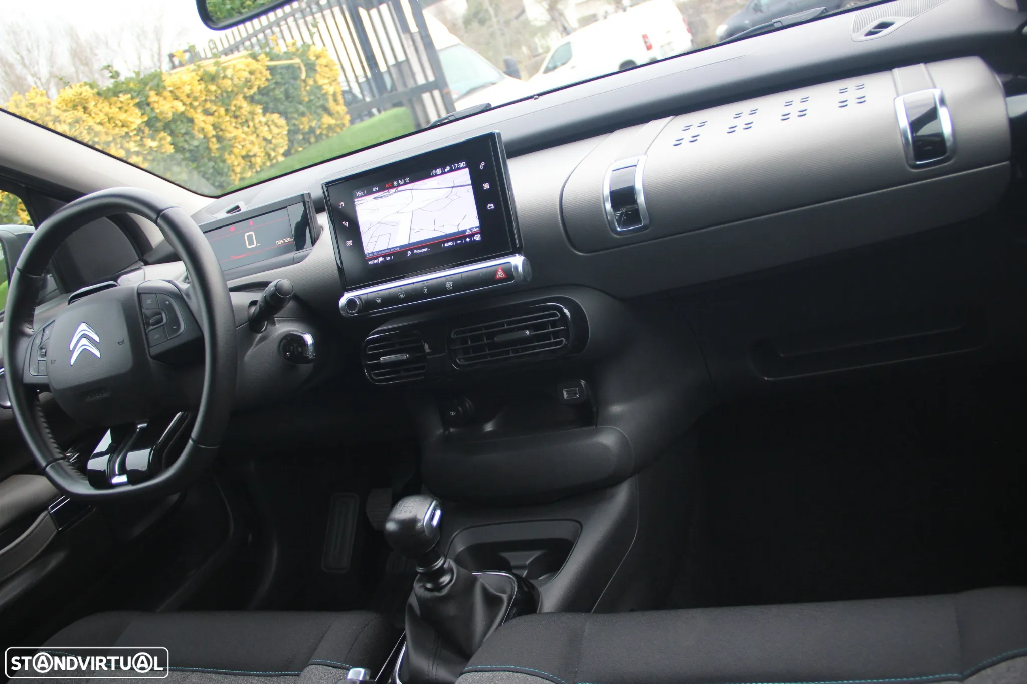 Citroën C4 Cactus 1.2 PureTech Shine - 9