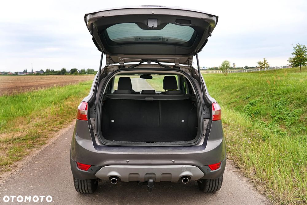 Ford Kuga 2.0 TDCi 2x4 Champions Edition - 18