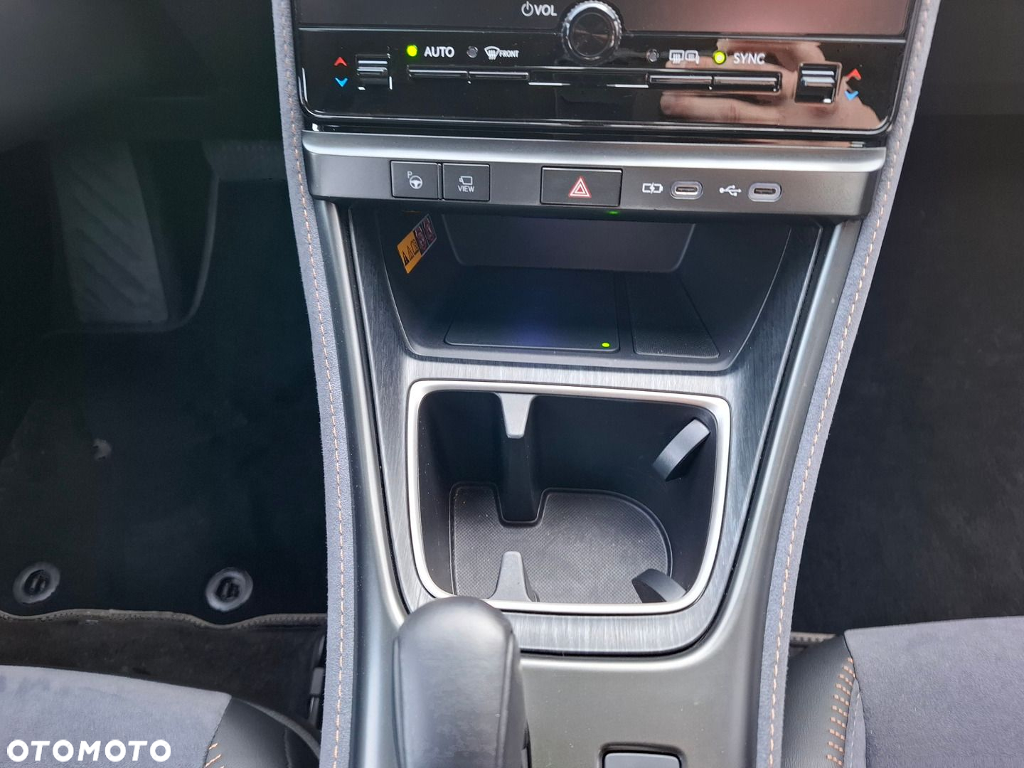 Lexus LBX 1.5 Hybrid Cool - 32