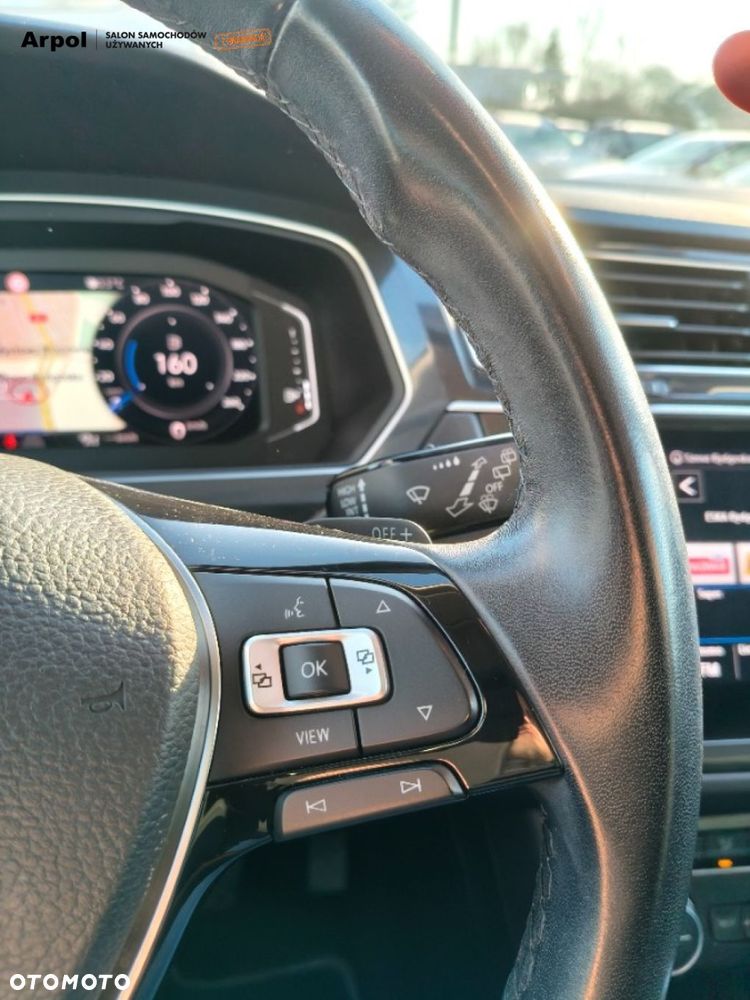 Volkswagen Tiguan - 15